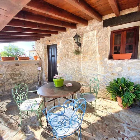 Casucas De Gema